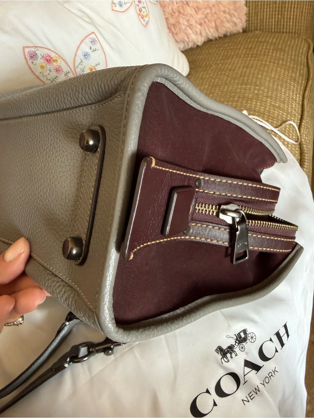 Coach 2nd Generation 1941 Rogue 31 Handbag Heather Grey/Oxblood Suede EXCELLENT - Picture 7 of 16